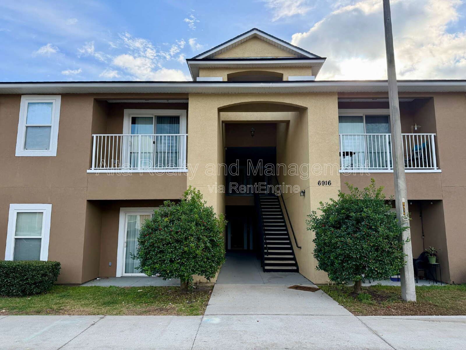First-Floor 2BR/2BA Condo – No Stairs, New LVP Floors & Stainless Appliances! property image