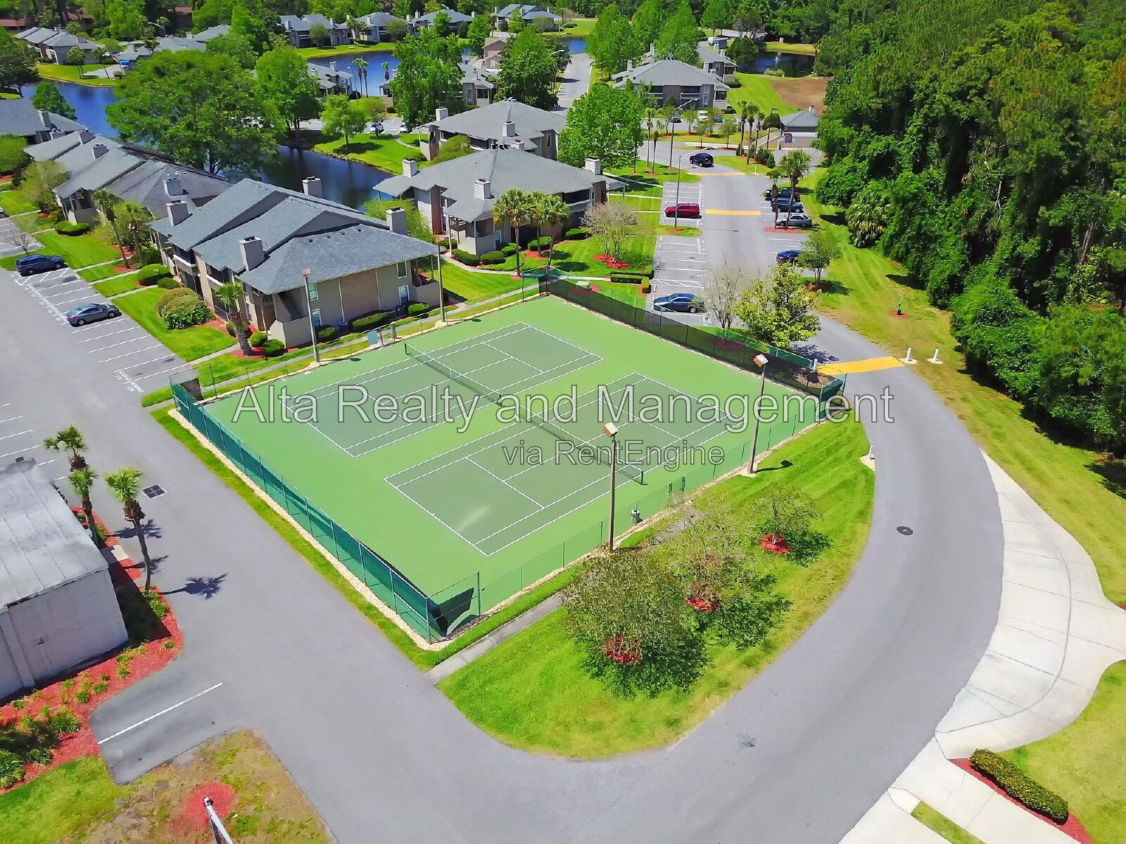 Stylish Baymeadows Townhome with Dual Suites & Resort Amenities property image