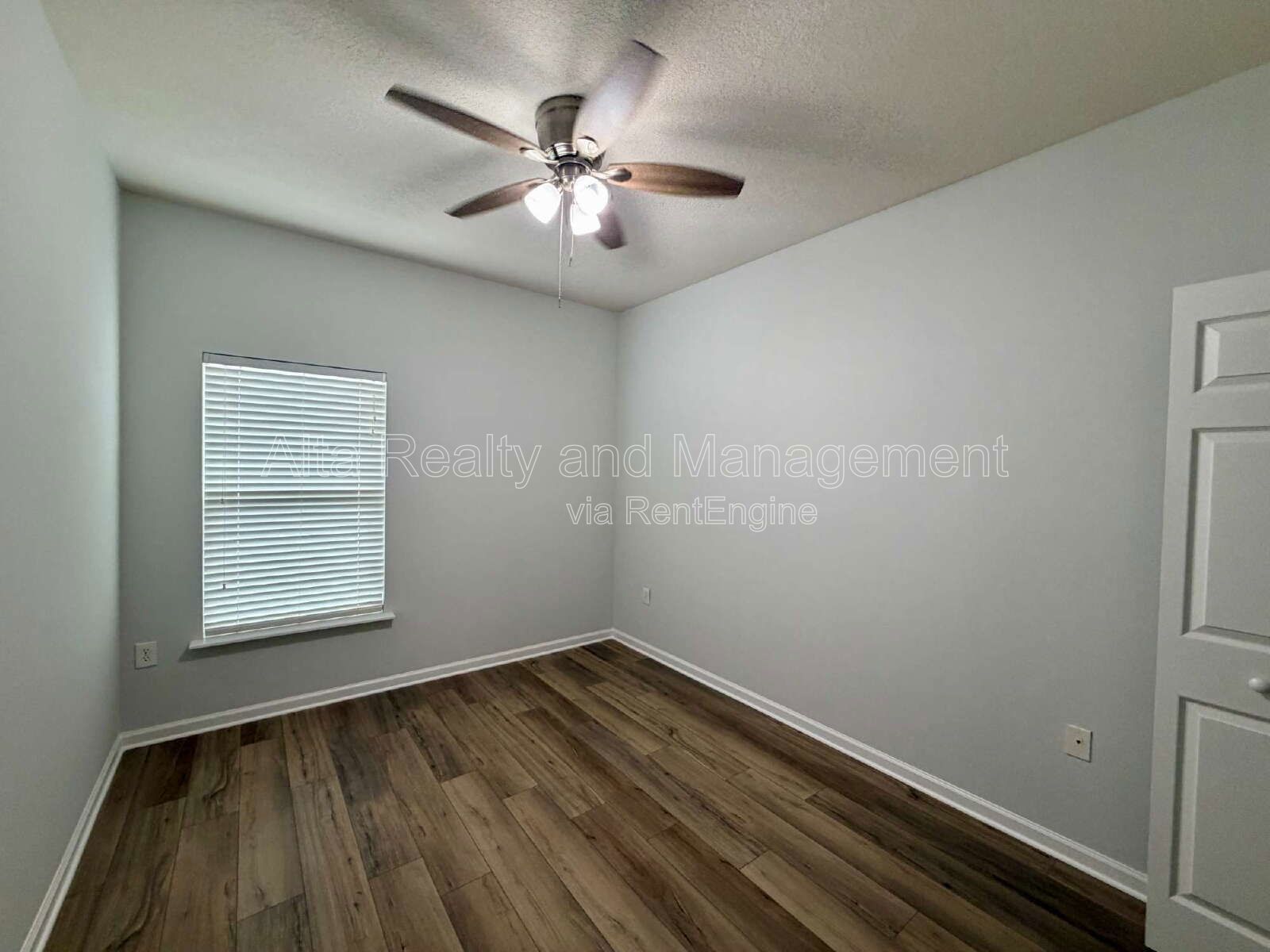 First-Floor 2BR/2BA Condo – No Stairs, New LVP Floors & Stainless Appliances! property image