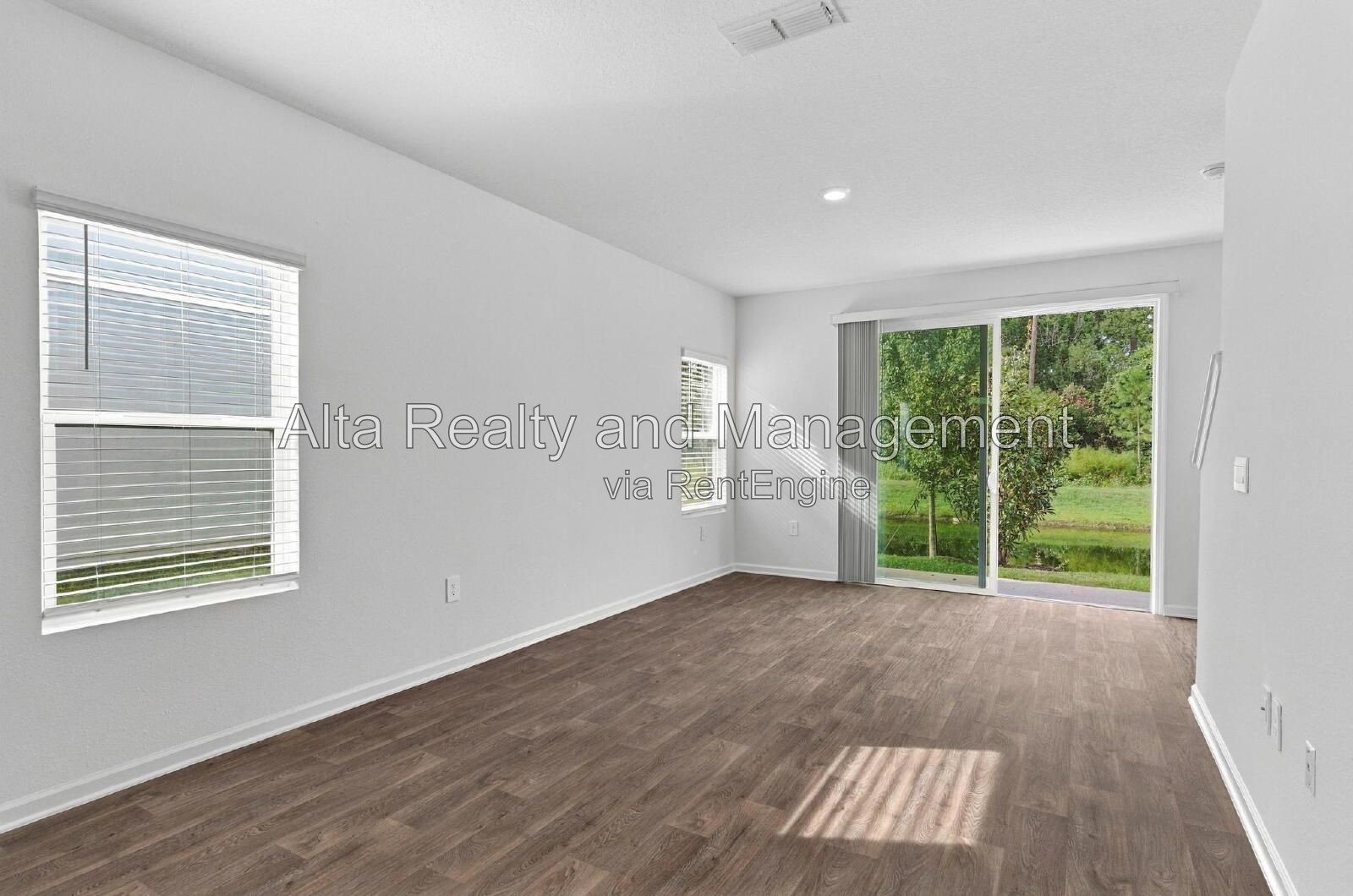 3-Bedroom Townhome for Rent in Jacksonville, FL 32218 | Pond Views & Garage property image