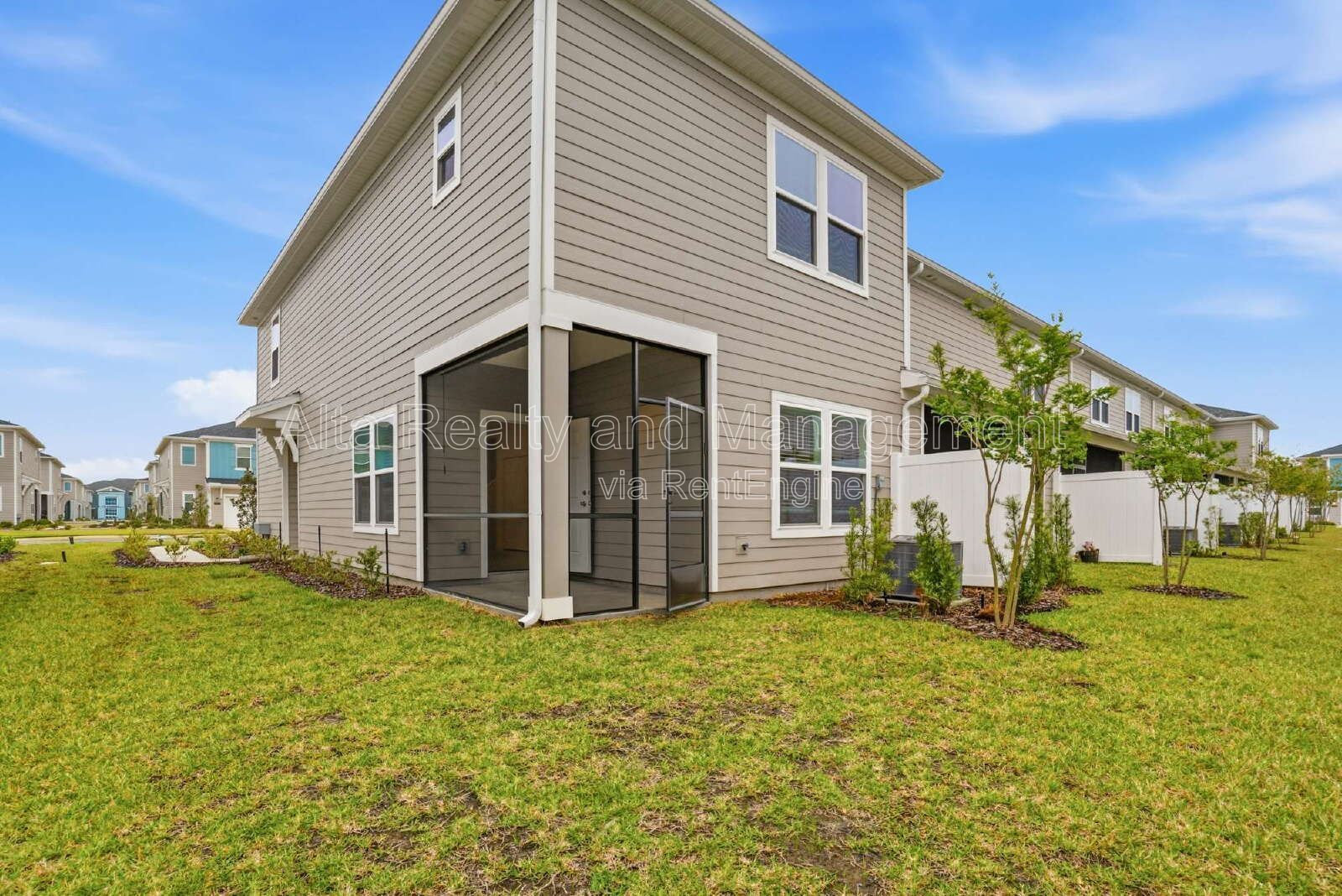 Beautiful 3-Bedroom Townhome with Garage & Screened Patio! property image