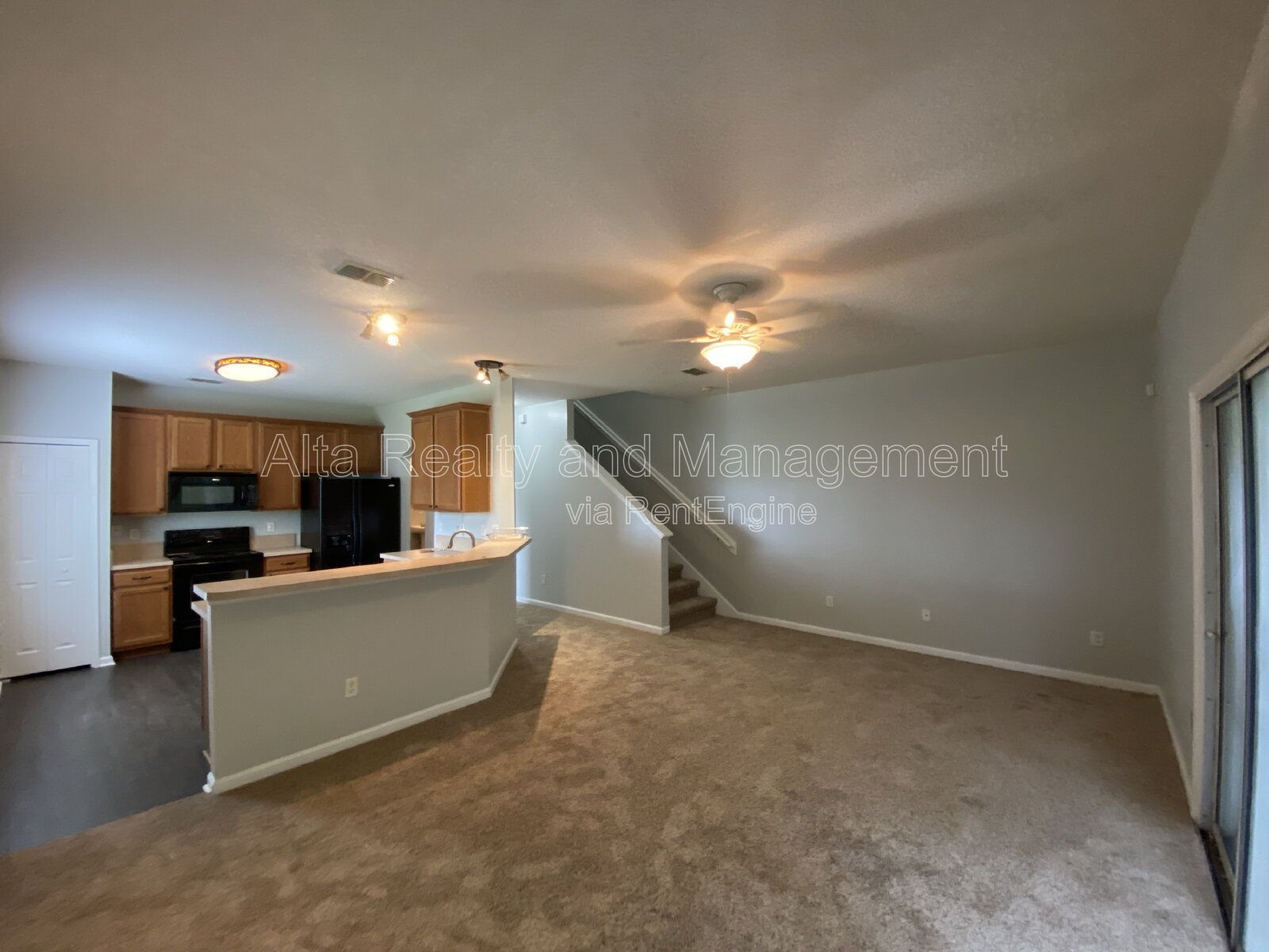 Stunning 3-Bedroom End Unit Townhouse with Preserve View! property image