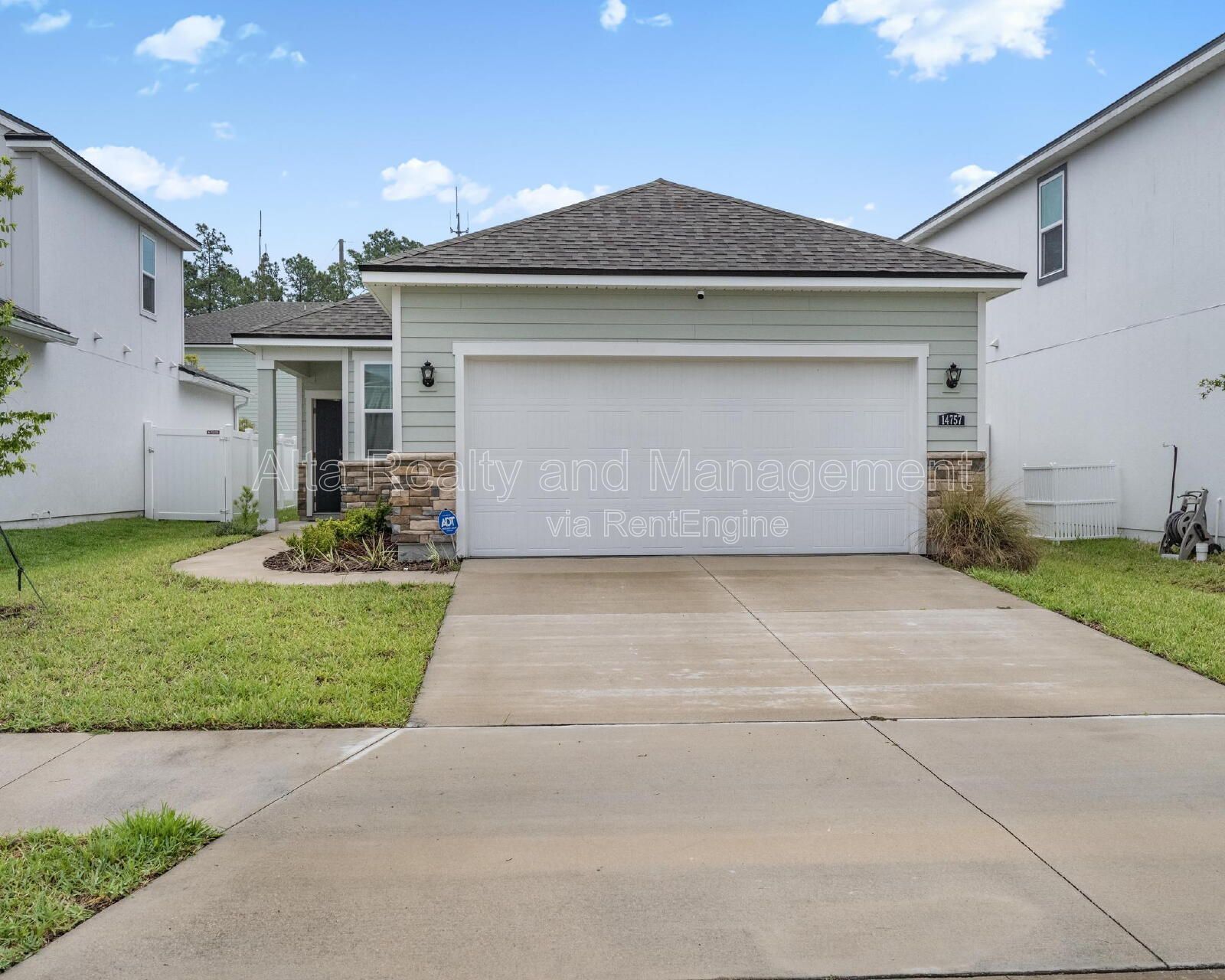 Modern Newer Construction in Desirable Pecan Park Community! property image