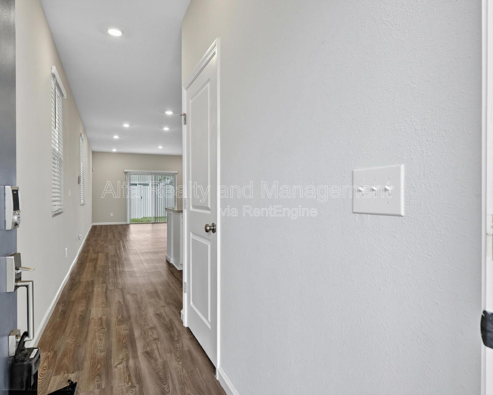Modern Newer Construction in Desirable Pecan Park Community! property image