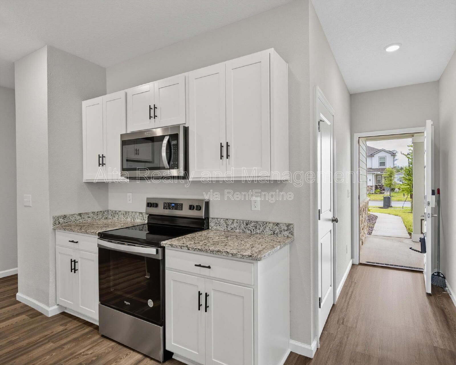 Modern Newer Construction in Desirable Pecan Park Community! property image