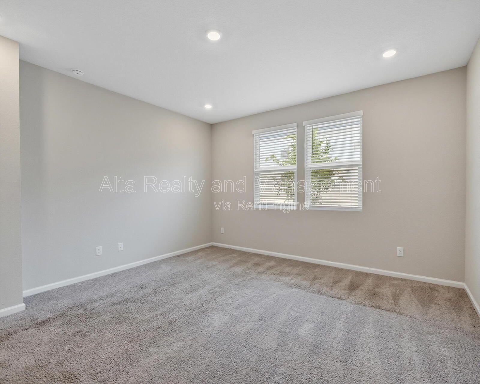 Modern Newer Construction in Desirable Pecan Park Community! property image