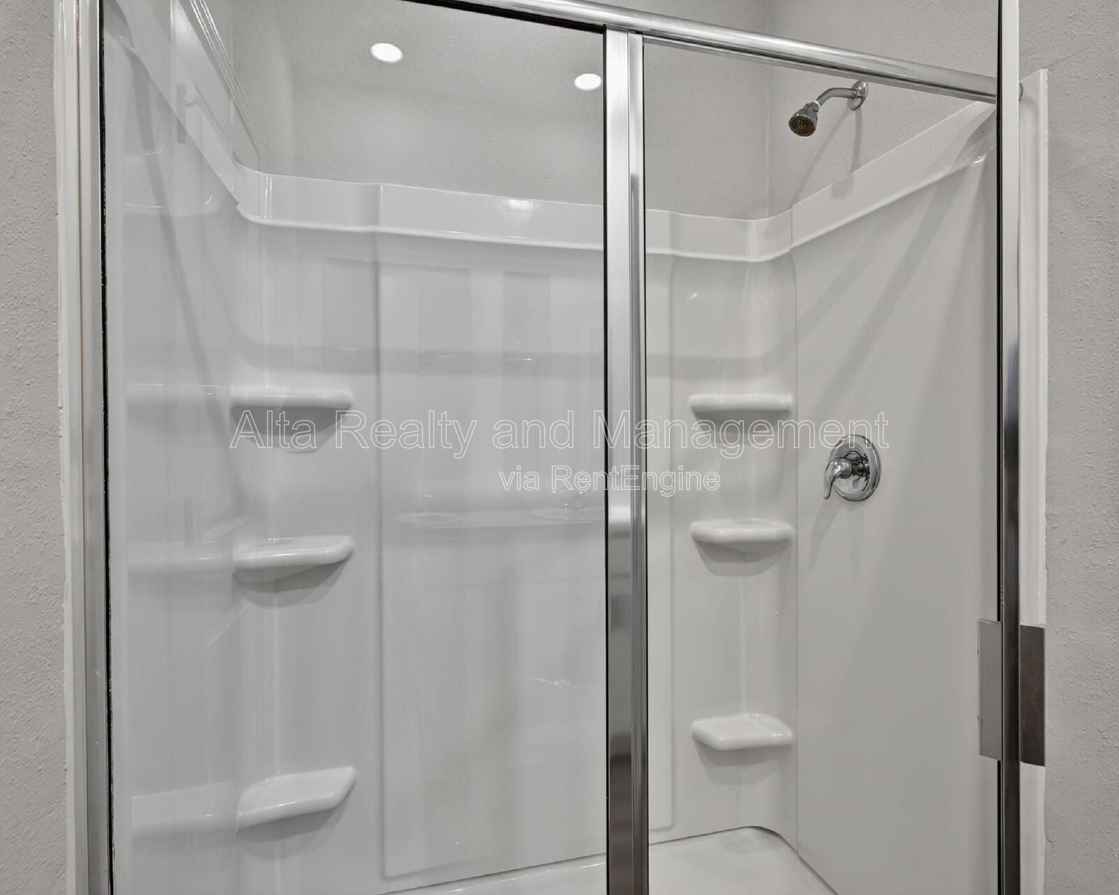 Modern Newer Construction in Desirable Pecan Park Community! property image