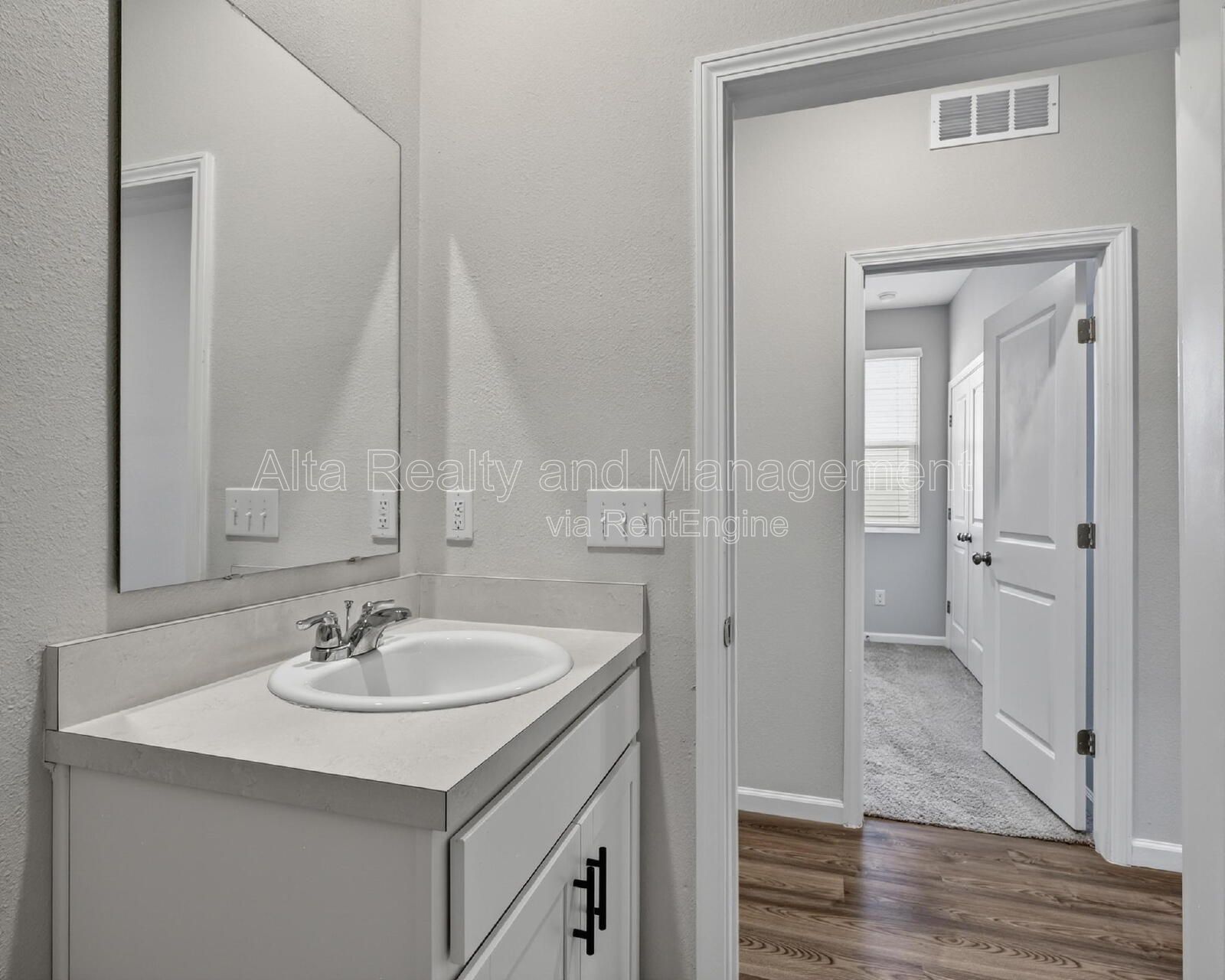 Modern Newer Construction in Desirable Pecan Park Community! property image