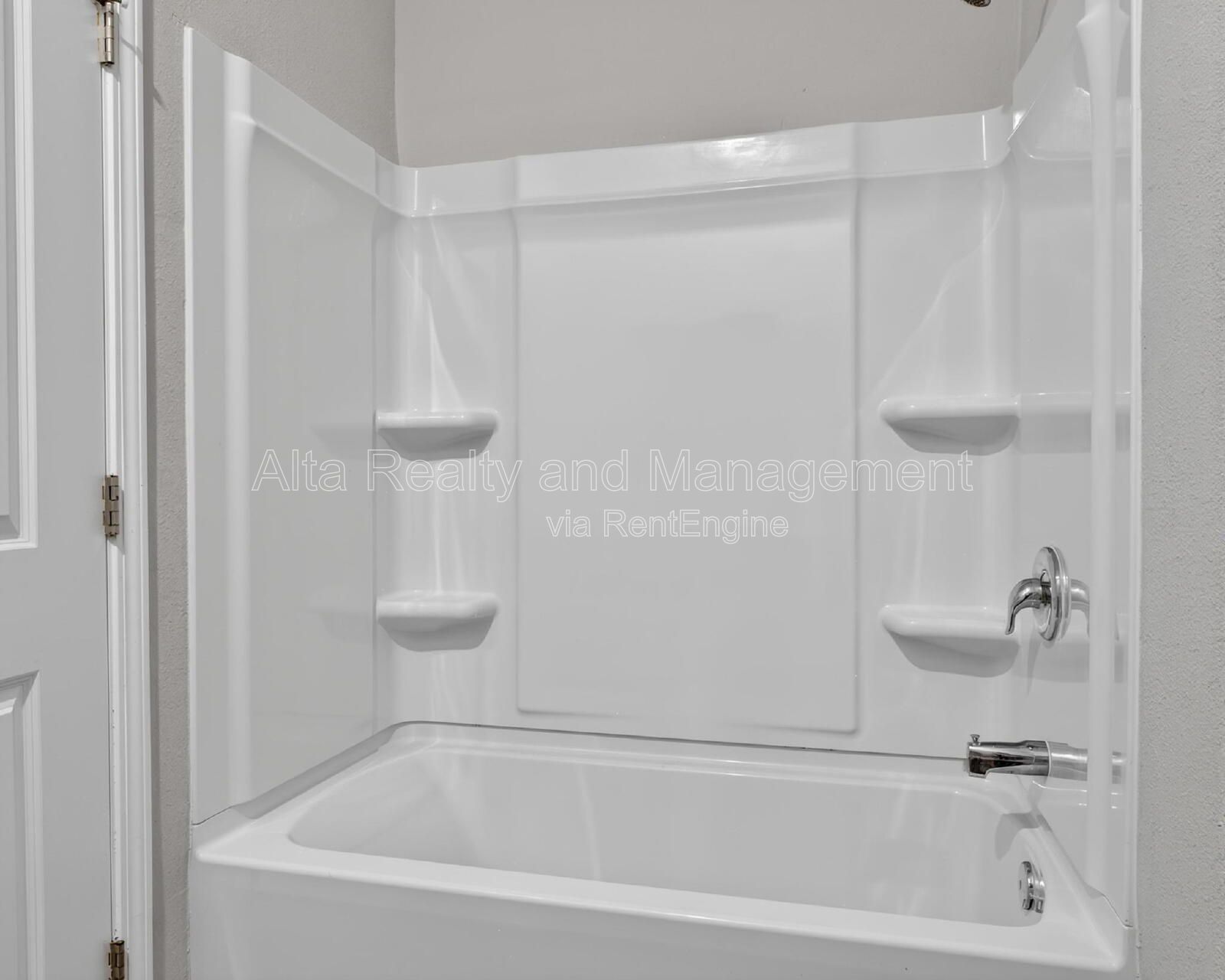 Modern Newer Construction in Desirable Pecan Park Community! property image