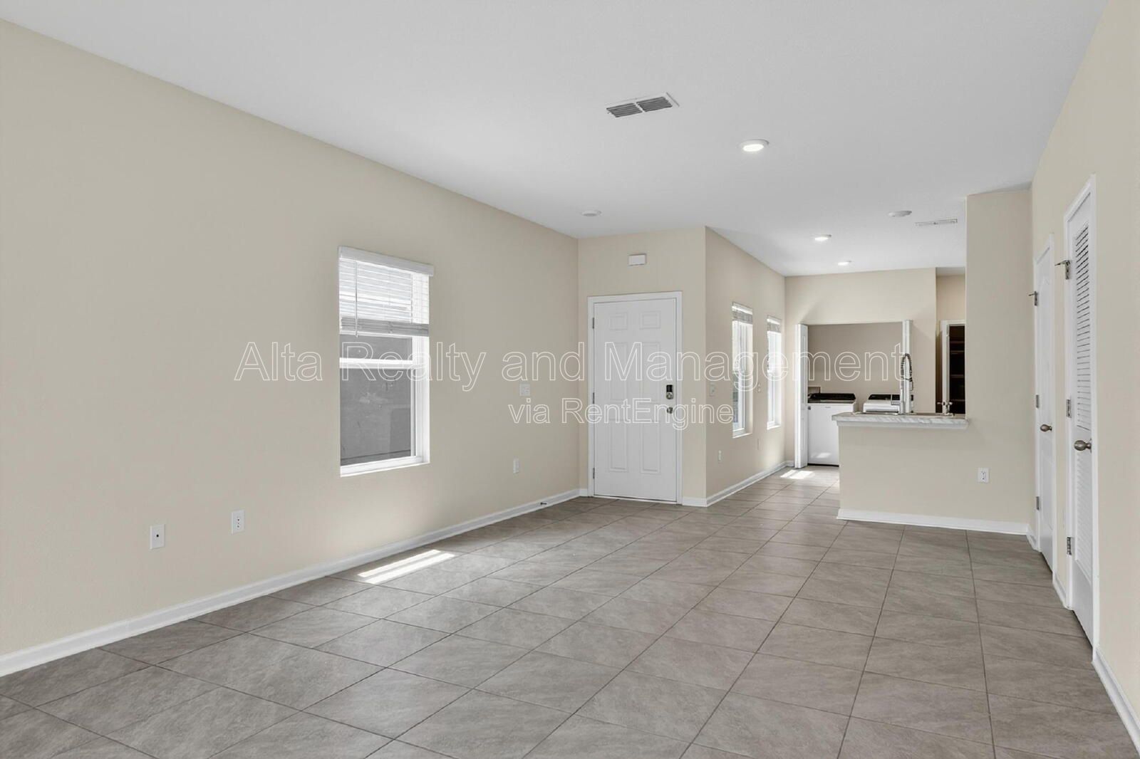 Modern 3BR Townhome in Baypointe Near St. Johns Town Center! property image