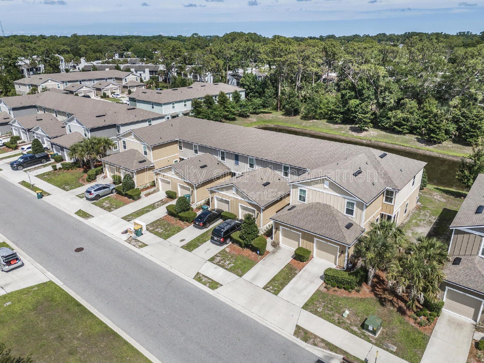 Modern 3BR Townhome in Baypointe Near St. Johns Town Center! property image