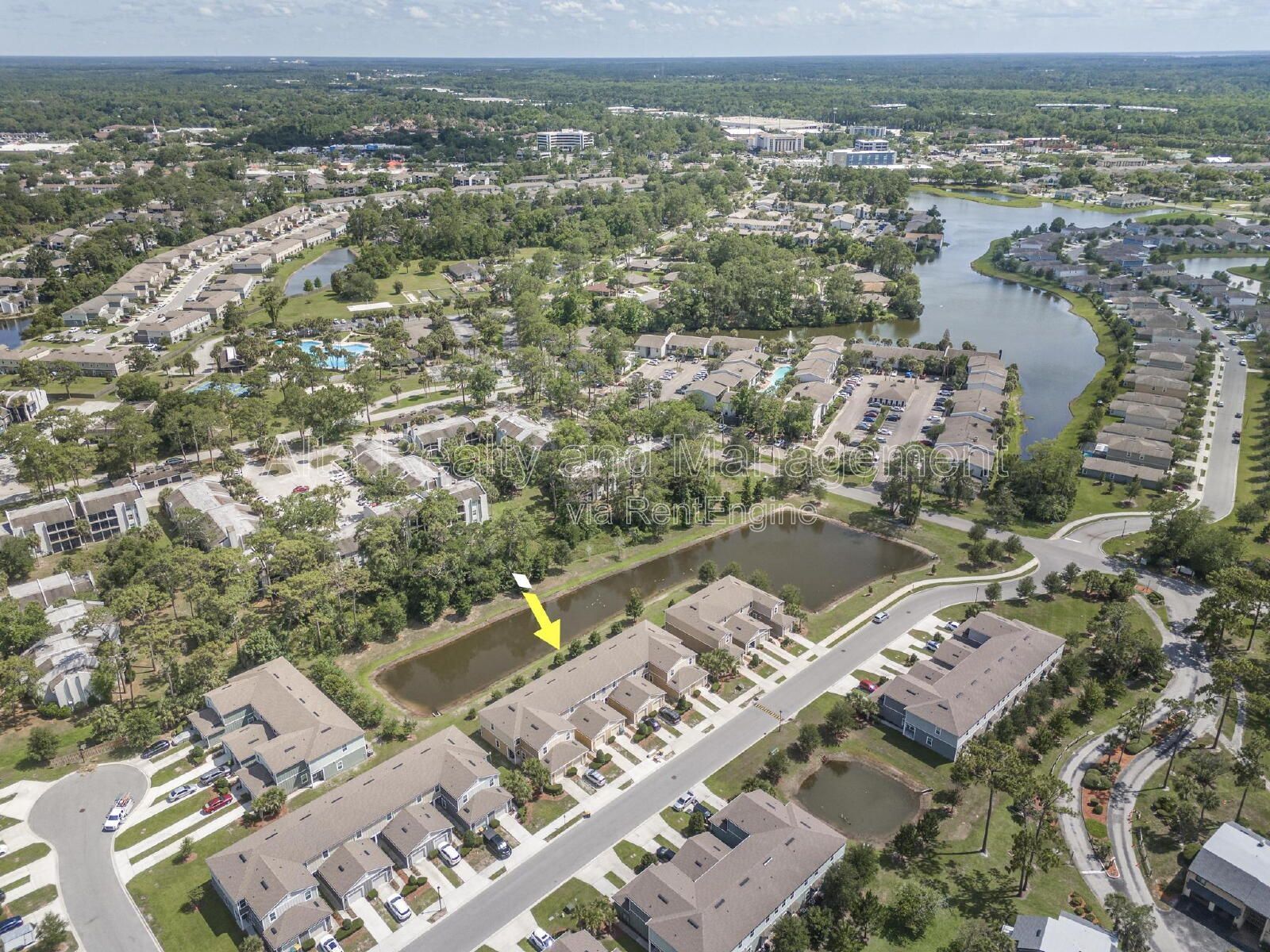 Modern 3BR Townhome in Baypointe Near St. Johns Town Center! property image
