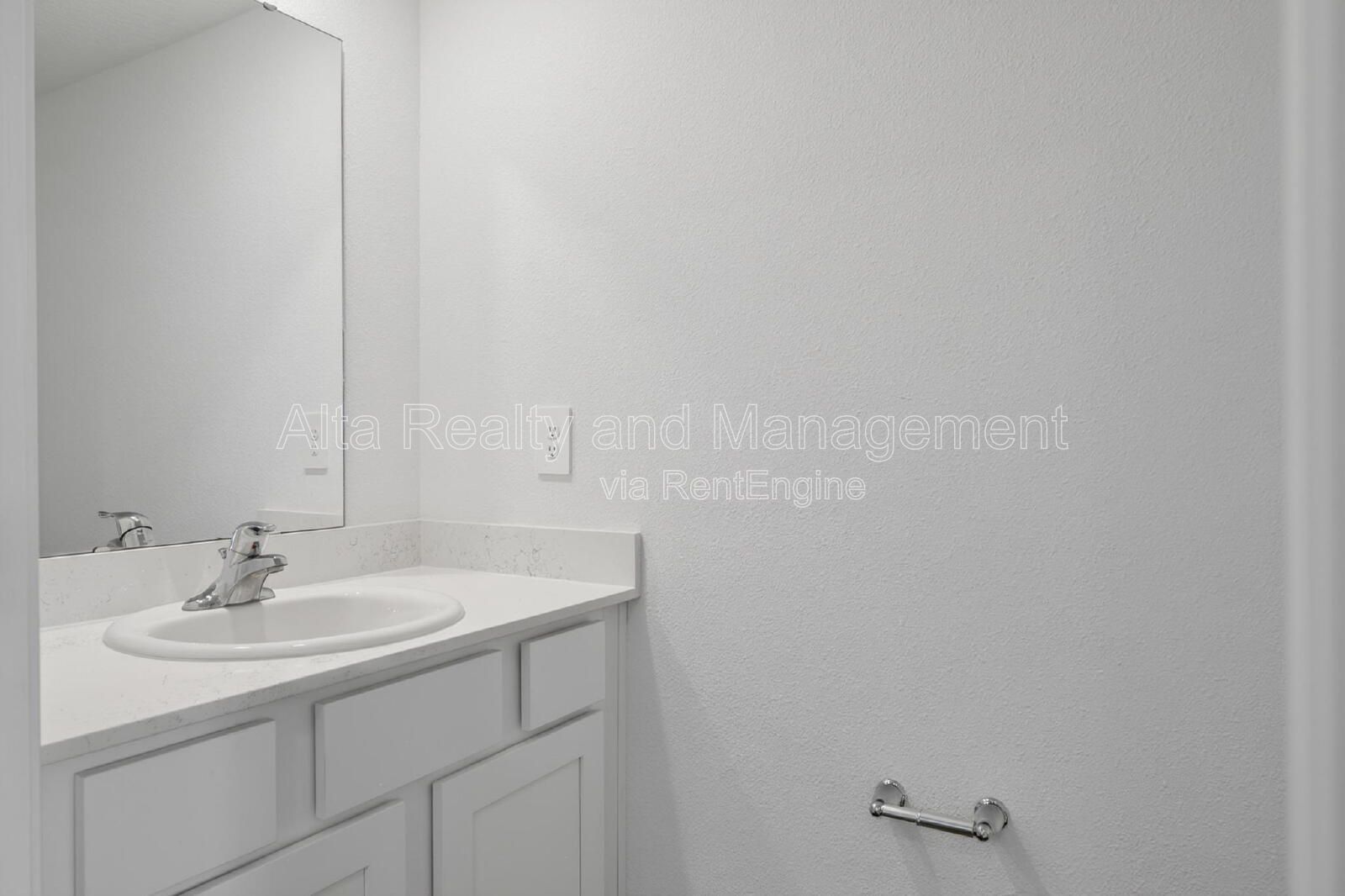 Convenient Baymeadows Living in Baypointe property image