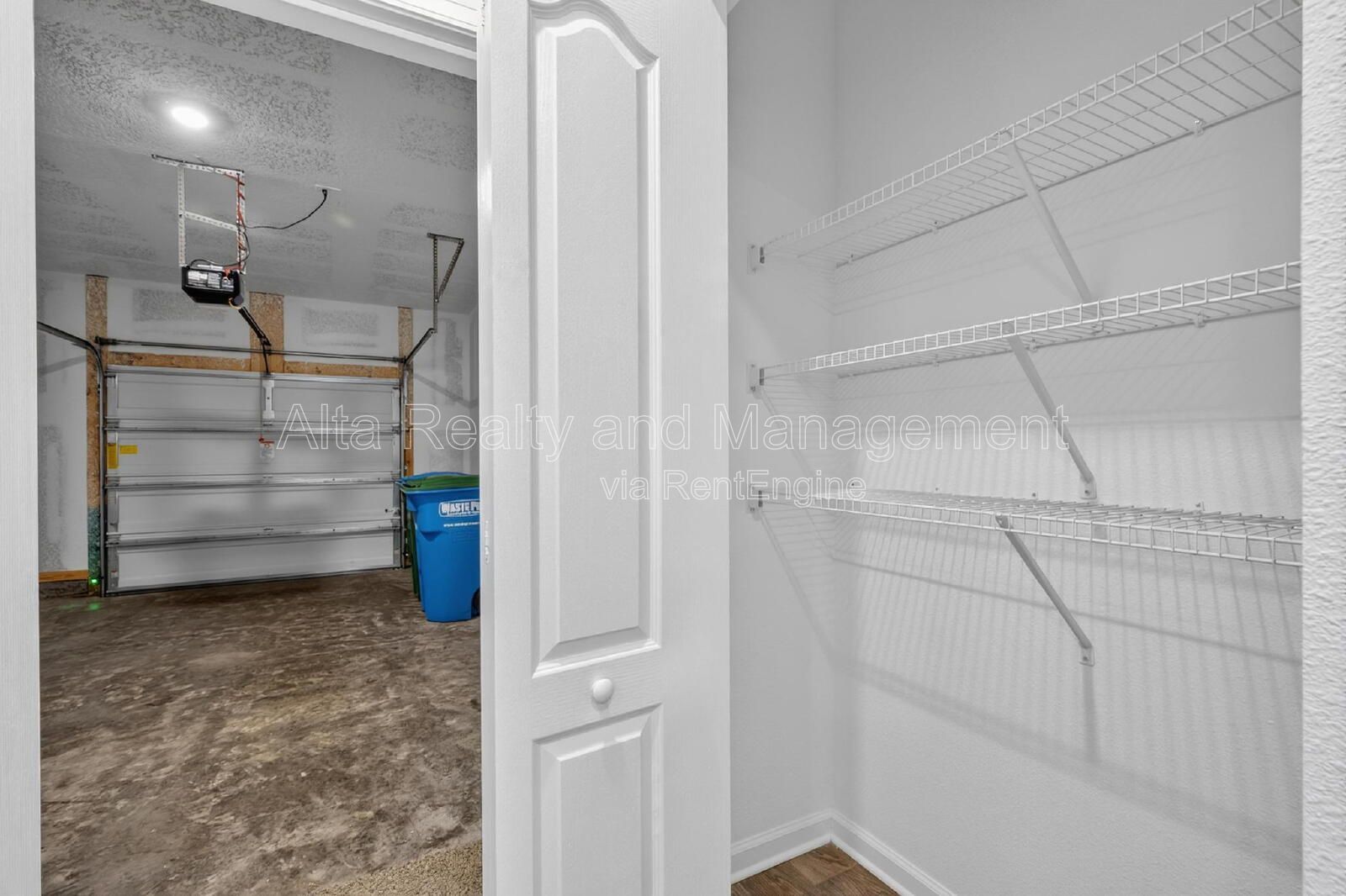 Convenient Baymeadows Living in Baypointe property image