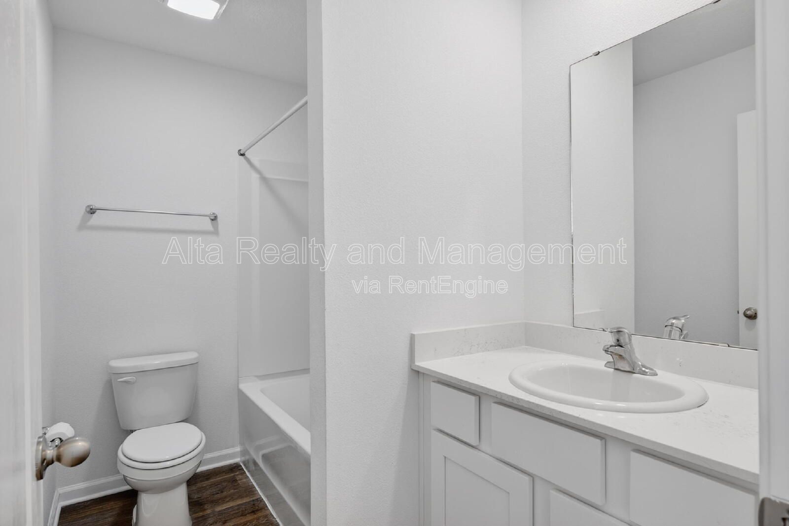 Convenient Baymeadows Living in Baypointe property image