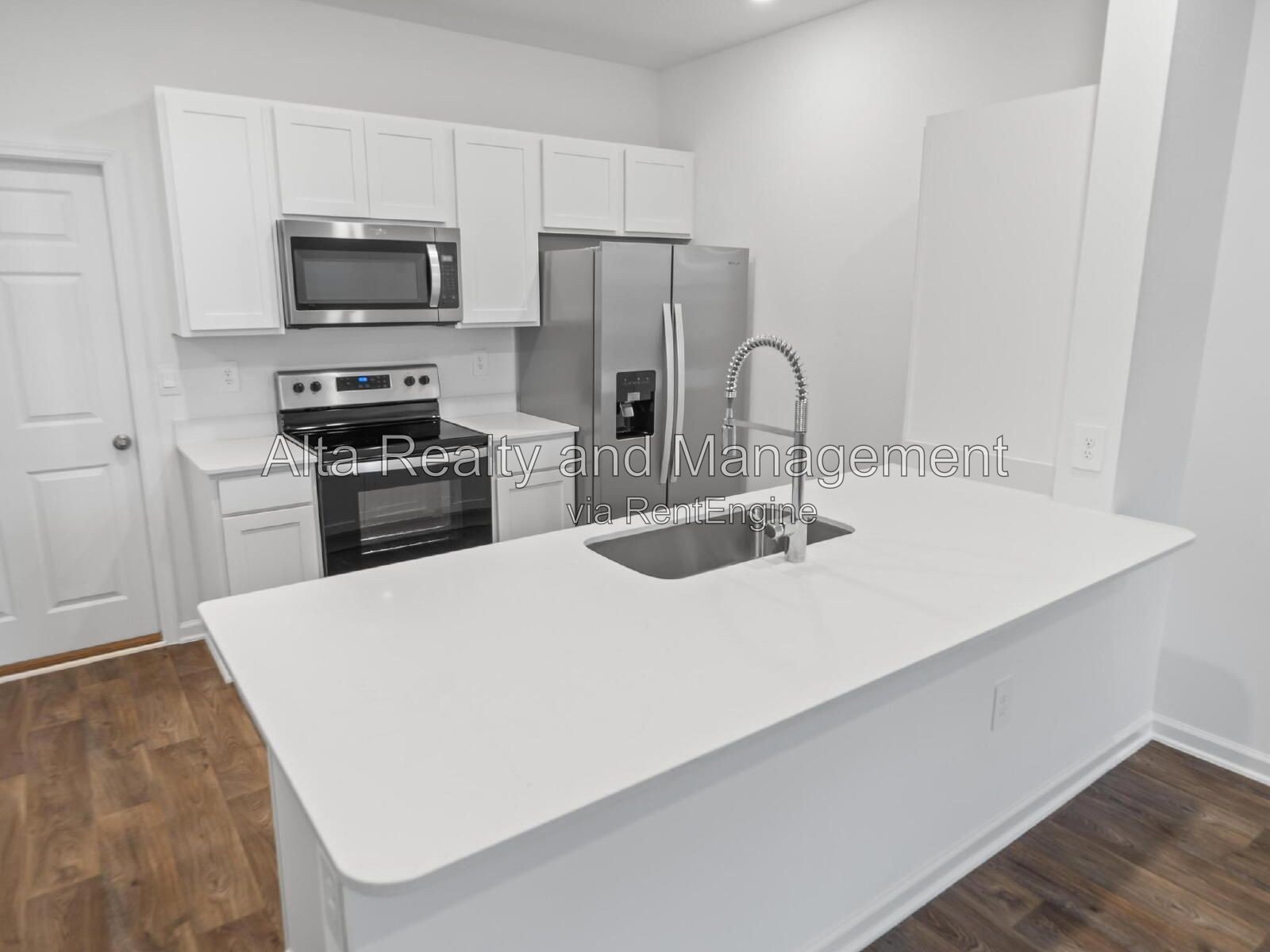 Beautiful 2-Bedroom Townhome—Available Now! property image