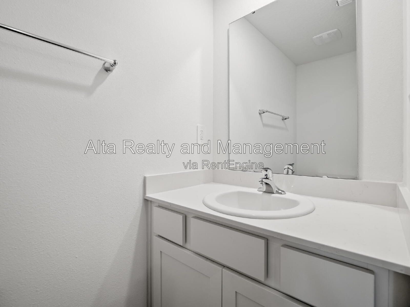 Beautiful 2-Bedroom Townhome—Available Now! property image