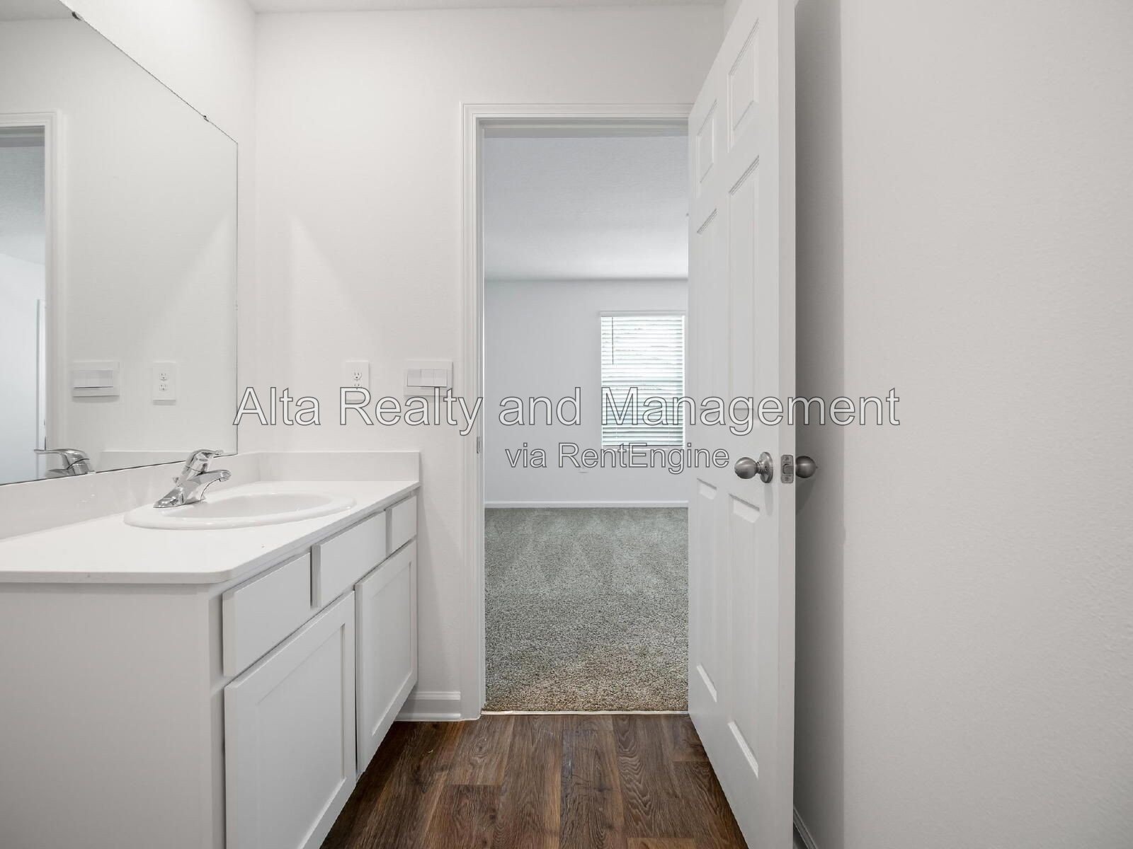 Beautiful 2-Bedroom Townhome—Available Now! property image