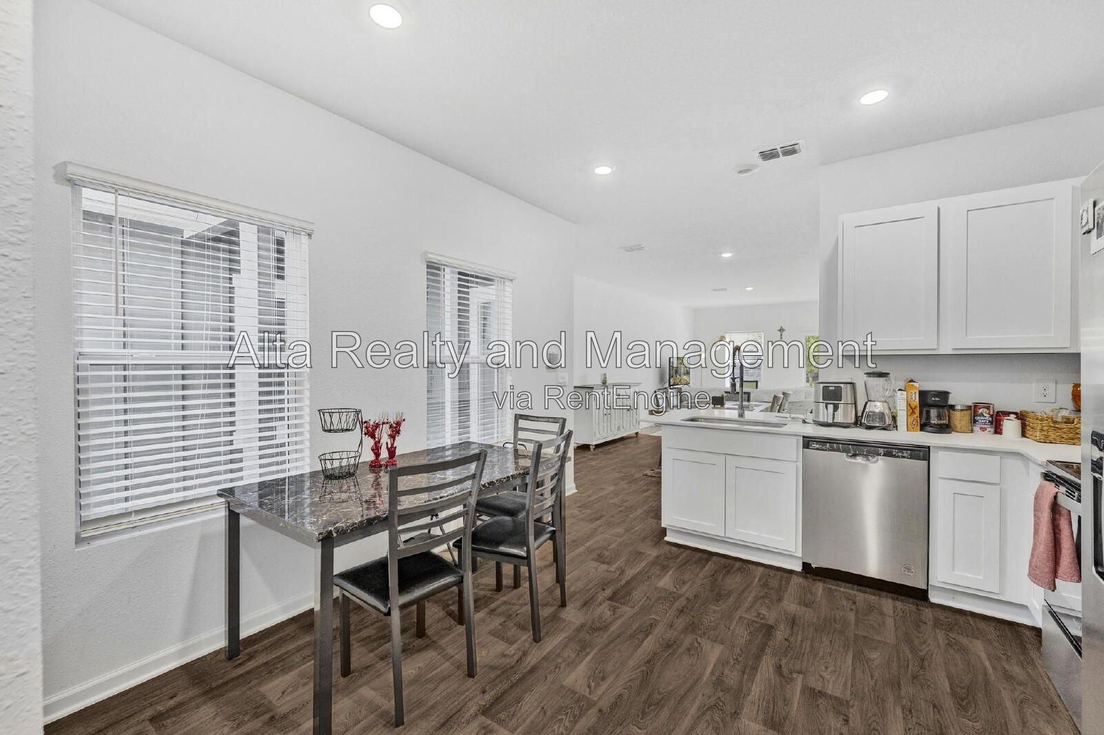 Like-New 3-Bedroom Pond-View Townhome in Baymeadows! property image