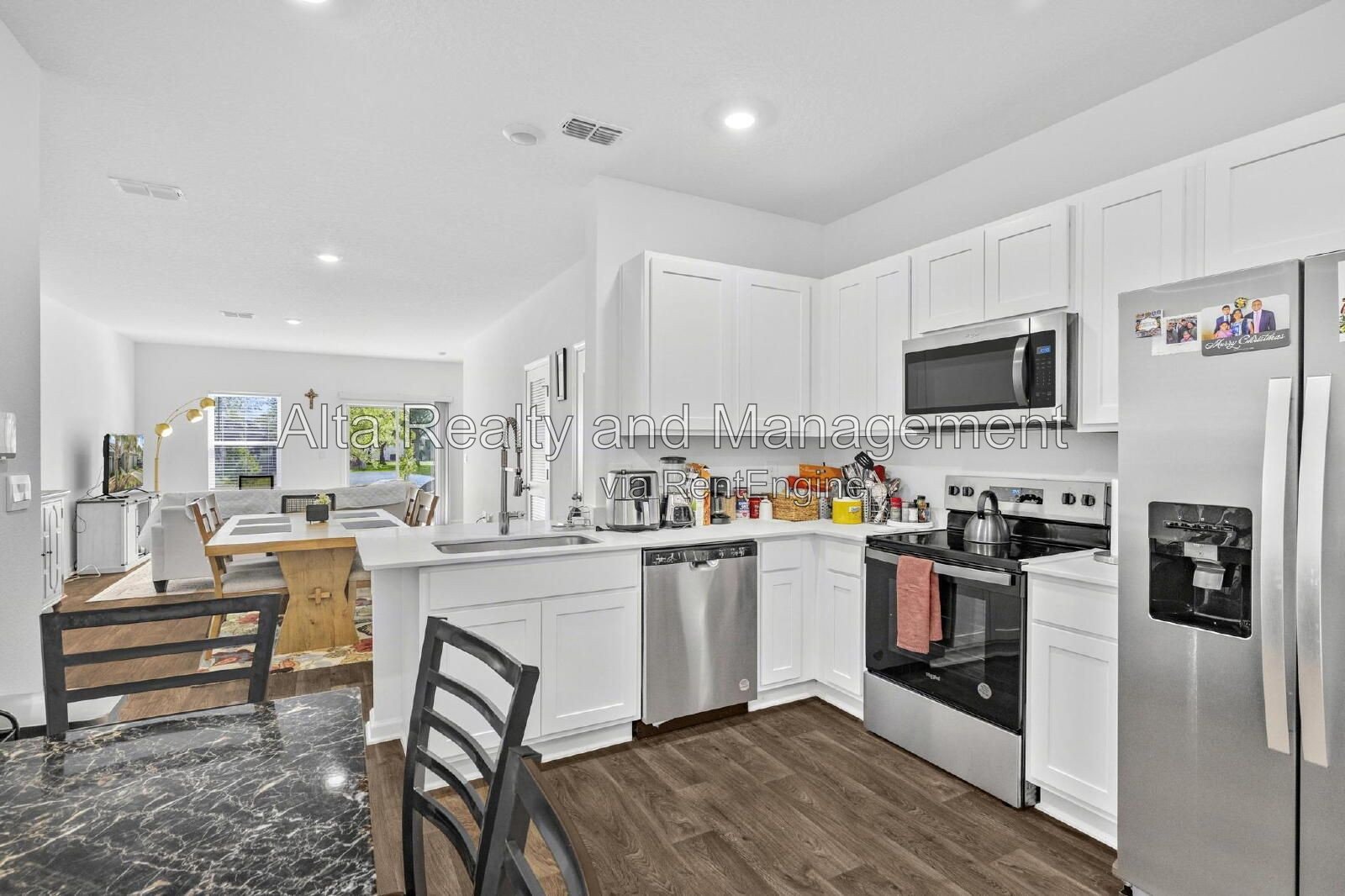 Like-New 3-Bedroom Pond-View Townhome in Baymeadows! property image