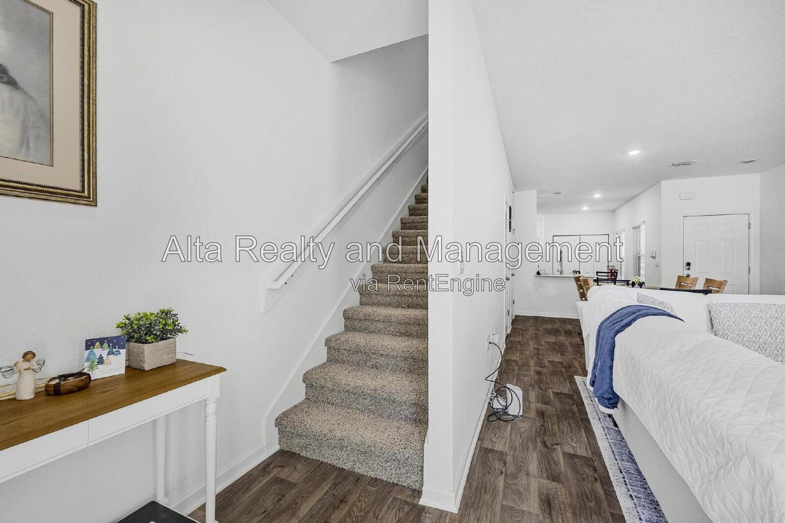 Like-New 3-Bedroom Pond-View Townhome in Baymeadows! property image