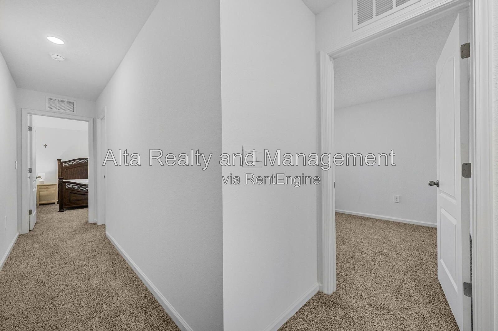 Like-New 3-Bedroom Pond-View Townhome in Baymeadows! property image