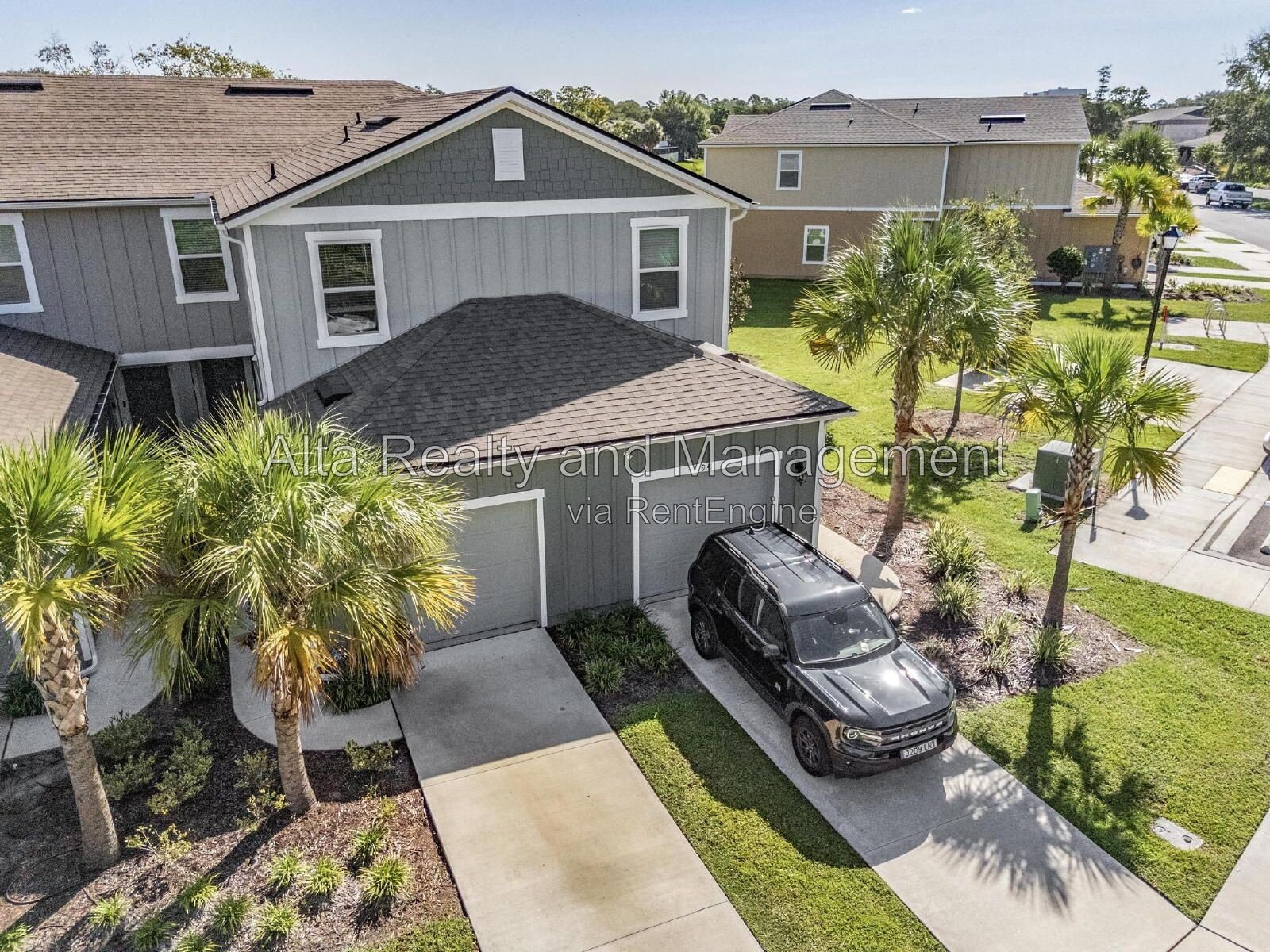 Like-New 3-Bedroom Pond-View Townhome in Baymeadows! property image